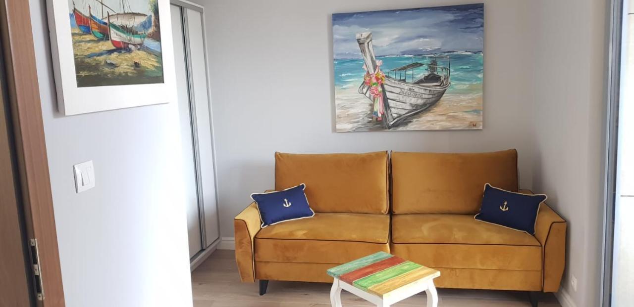 Uroczy Apartament Happy 01 Z Widokowym Tarasen Na Dachu - Tuz Przy Plazy !!! Niechorze Exterior photo