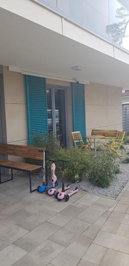Uroczy Apartament Happy 01 Z Widokowym Tarasen Na Dachu - Tuz Przy Plazy !!! Niechorze Exterior photo